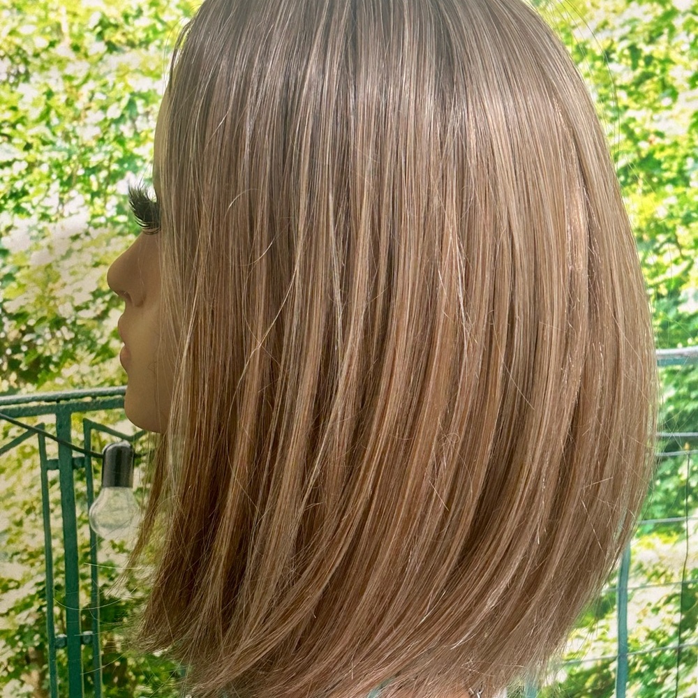 Stylish Brown Ombre Wig - Picture 3 of 6